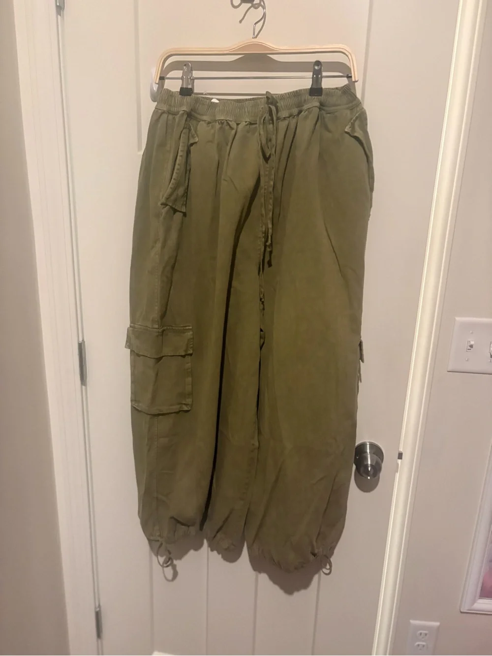 Free People Bobbi Pull-On Cargo Trousers Small Army NWT